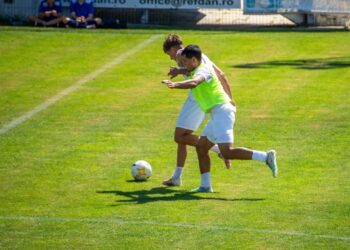 Scandal la Cetatea Turnu Magurele! Fotbalistul a dat clubul în judecată la FIFA şi cere salariile restante